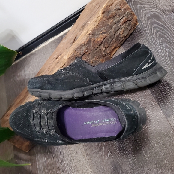 Skechers Black Slip On Shoes size 8.5 - Picture 11 of 13